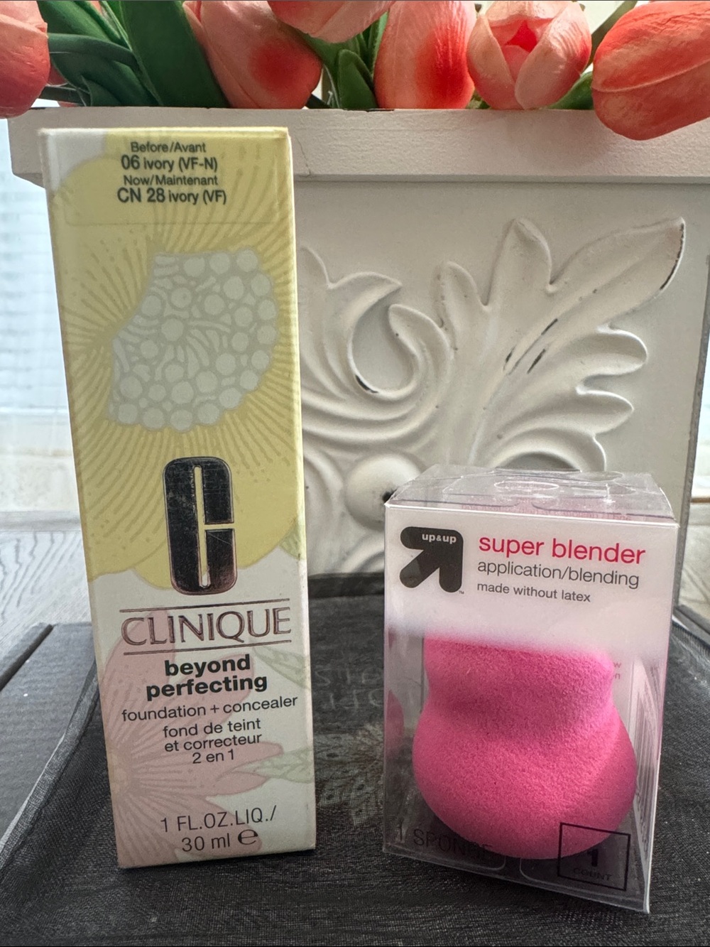 #215 CLINIQUE Beyond Perfecting Foundation+Concealer 06 IVORY NIB